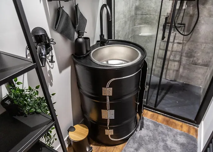 SUITE INDUS - JARDIN avec JACUZZI et PARKING - Le Manoir aux Pommes